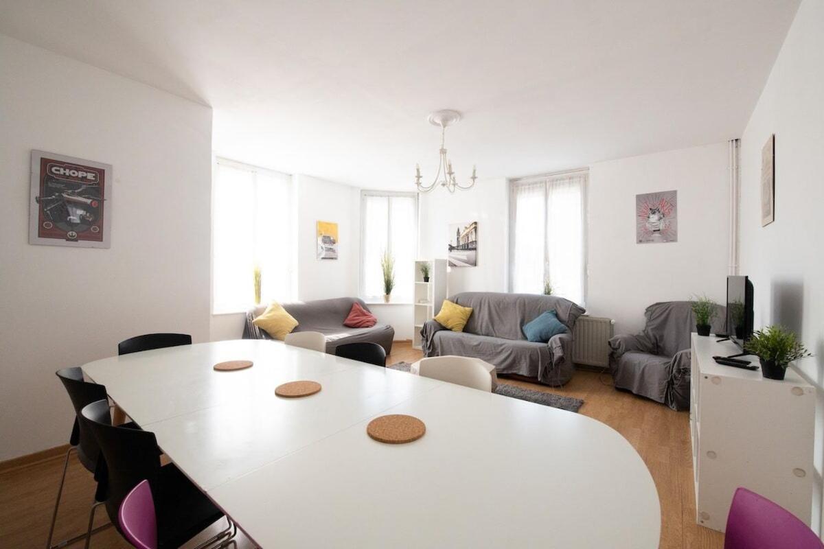 Maison Cosy 4 Chambres, Terrasse, Garage Prive Croix Luaran gambar