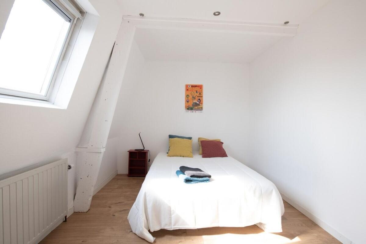 Maison Cosy 4 Chambres, Terrasse, Garage Prive Croix Luaran gambar