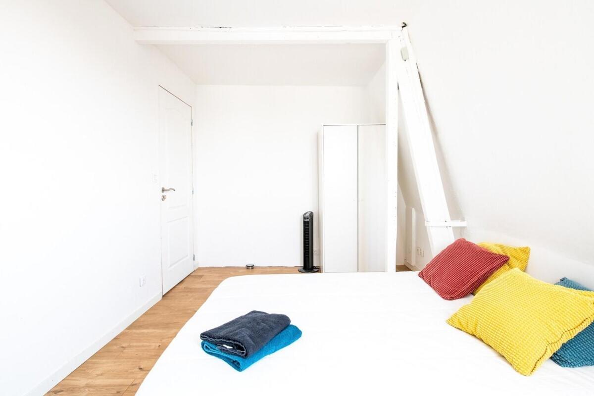 Maison Cosy 4 Chambres, Terrasse, Garage Prive Croix Luaran gambar